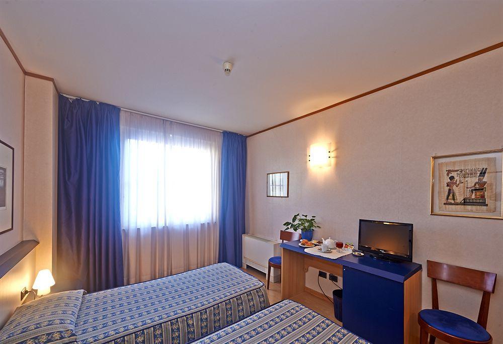 Hotel Alberi Лекко Екстер'єр фото