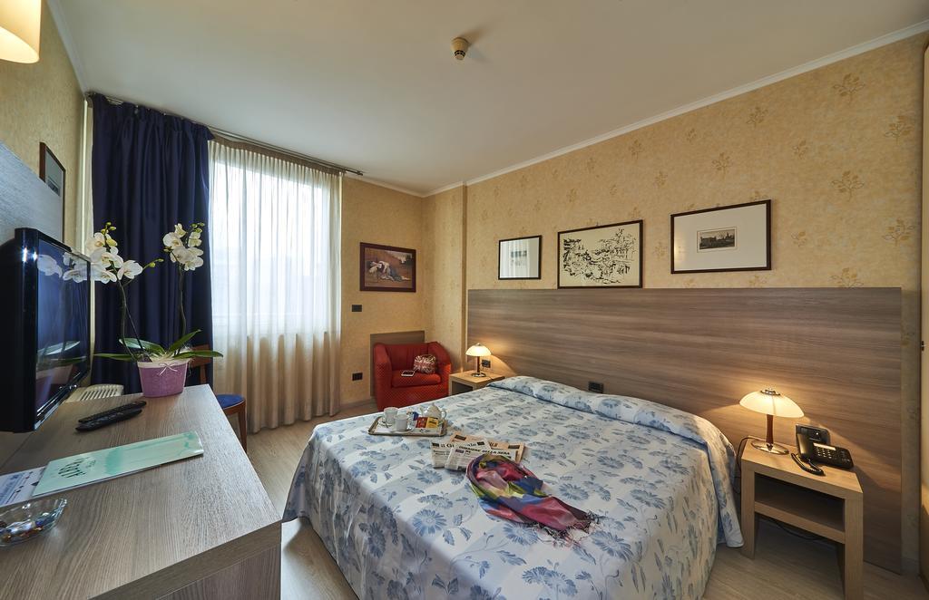 Hotel Alberi Лекко Екстер'єр фото