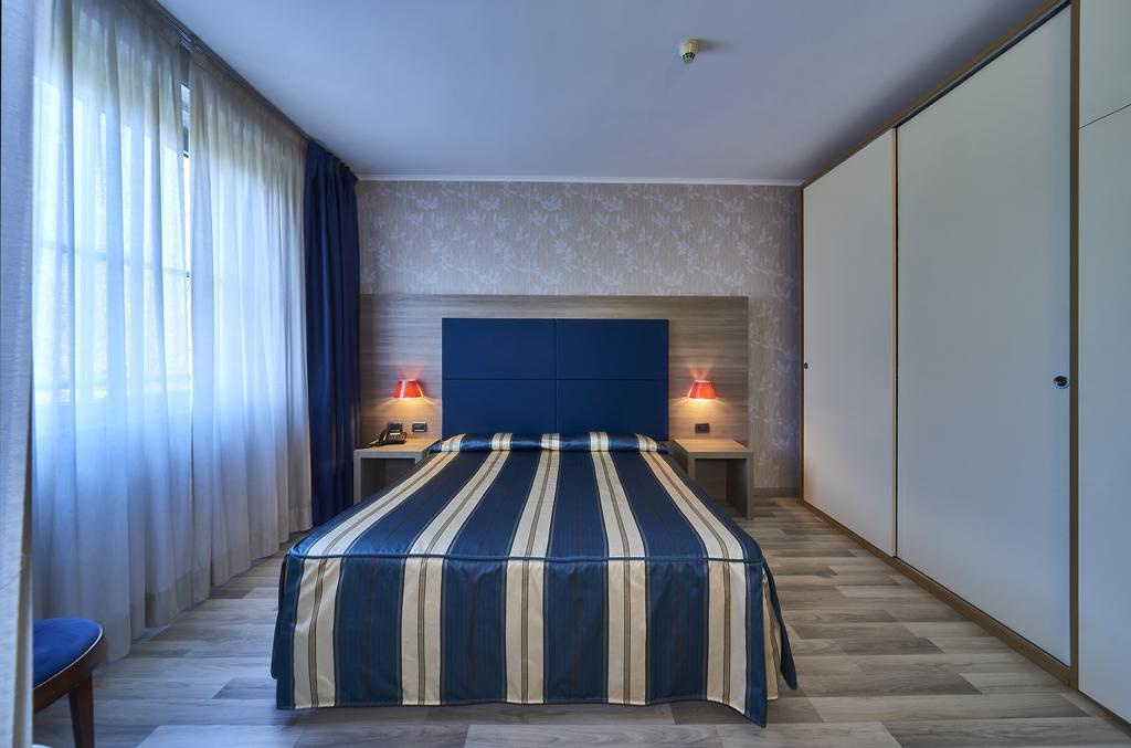 Hotel Alberi Лекко Екстер'єр фото