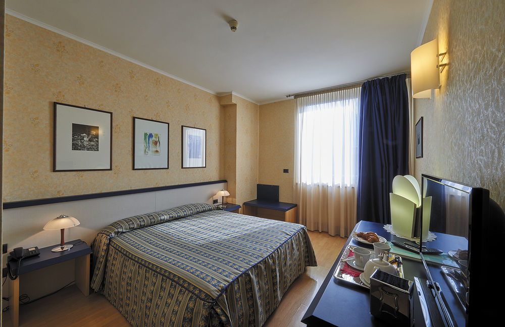 Hotel Alberi Лекко Екстер'єр фото